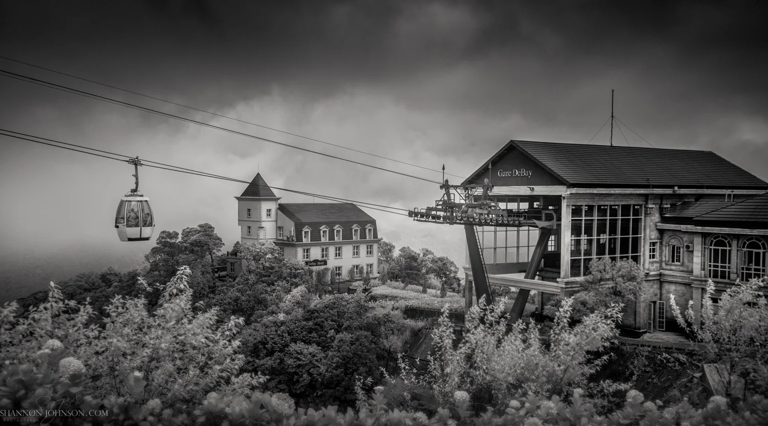 Ba-Na-Hills_Danang_Vietnam_large.jpg