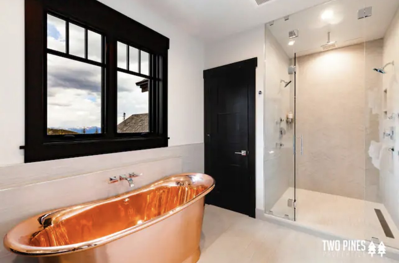 Master King en Suite Bathroom