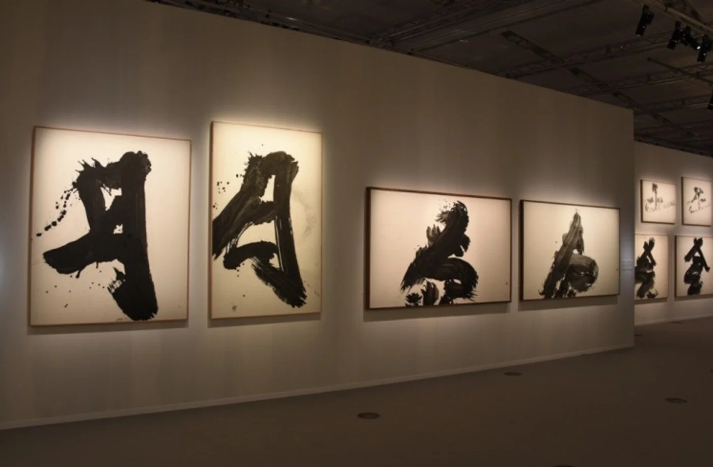 04_paris_room_multiple_works.jpg