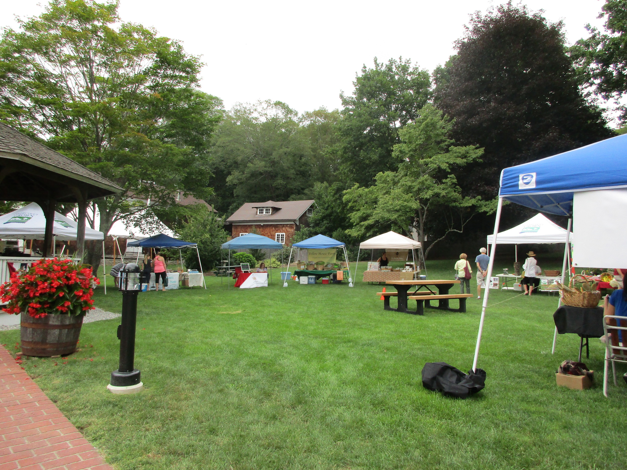 Ivoryton Market first thing in the morning