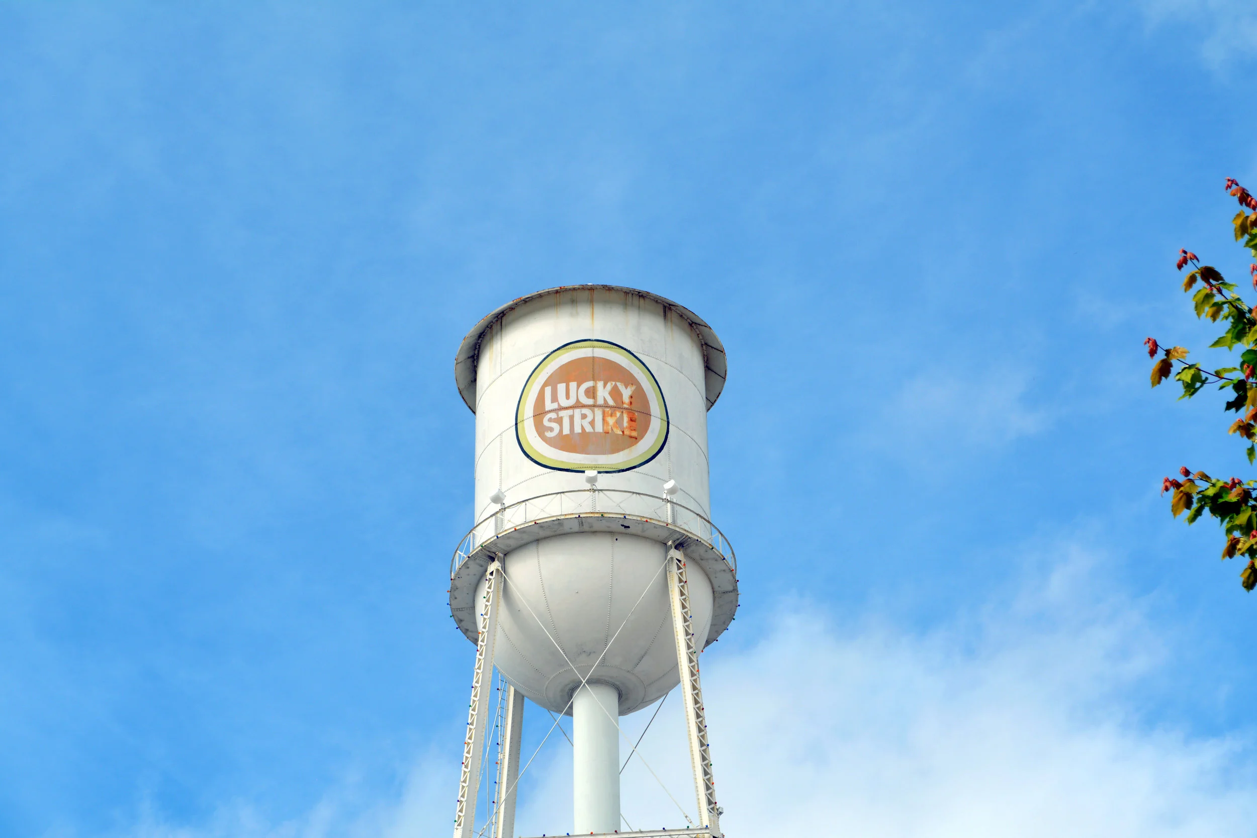 luckystrikewatertower_34627259056_o.jpg