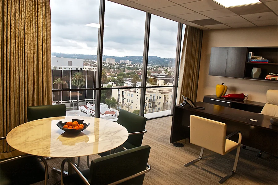 elegantbevhills_05.jpg