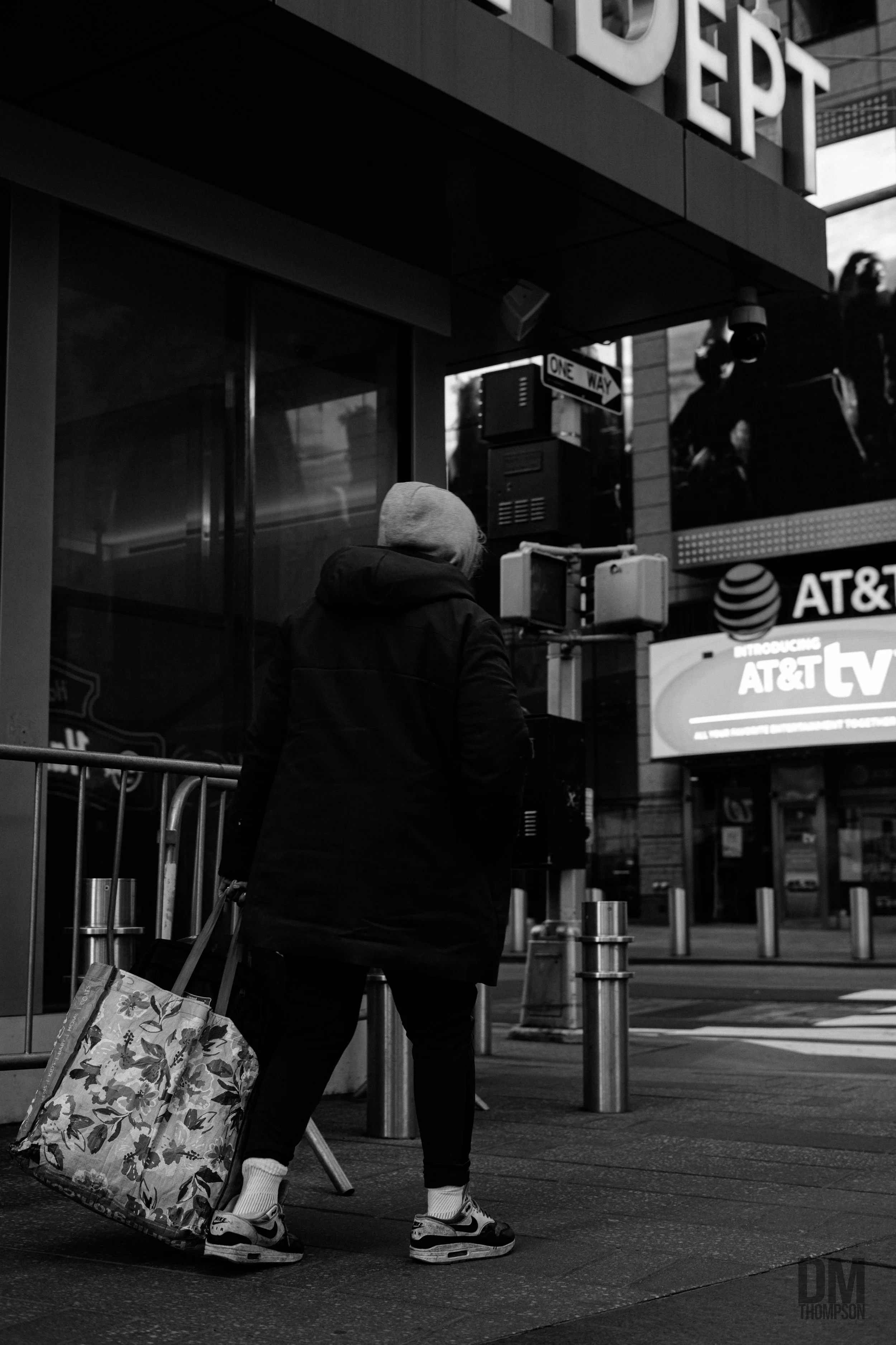 SilentNY-TimesSQ-AirMax1-Women.jpg