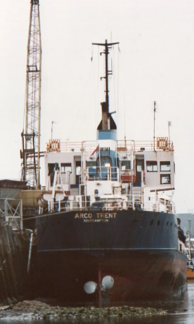 The original ship, the former sand dredger Arco Trent