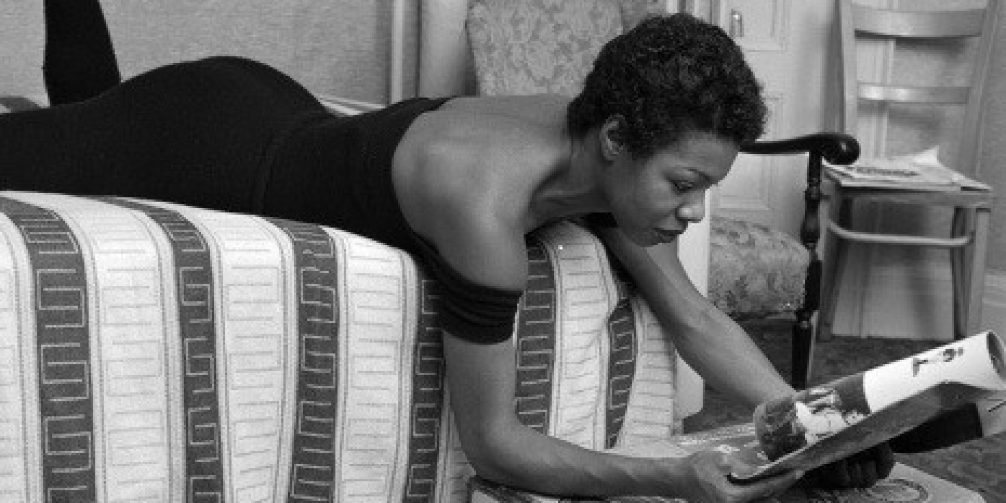 Maya Angelou didn't need to worry about her FB wall to steal her attention, but she still had walls on the mind. The author of I Know Why The Caged Bird Sings , used to check into a hotel at 5 in the morning. The staff was instructed to remove all stimuli from the walls of her room.