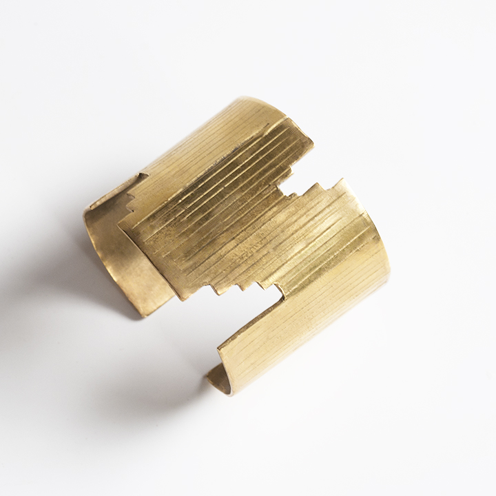 FRASSAI-GOLDCuff.jpg