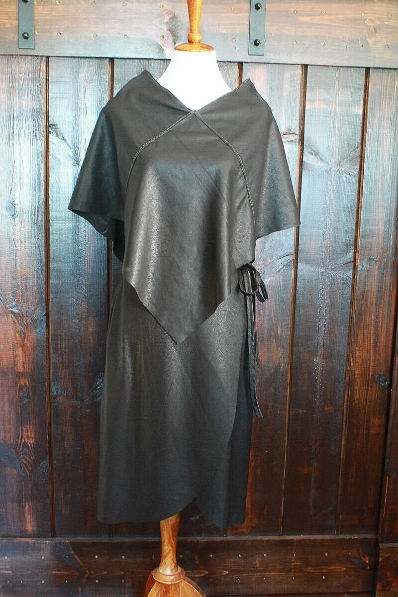 Clothing+FA20-33.jpg