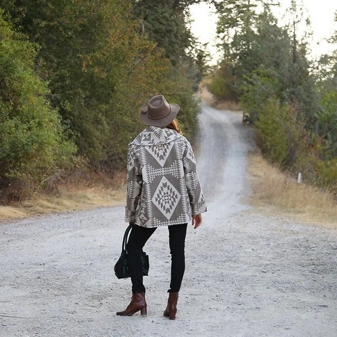 Beargrass Blanket Coat - Cream/Taupe