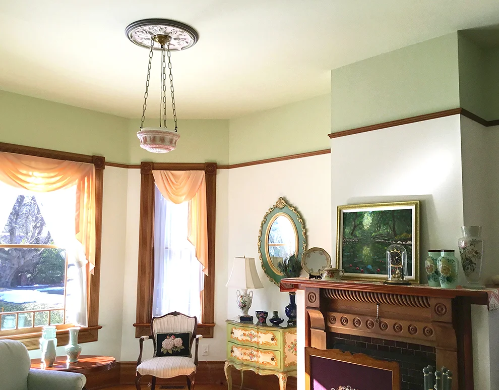 White ceilings are SO overrated!