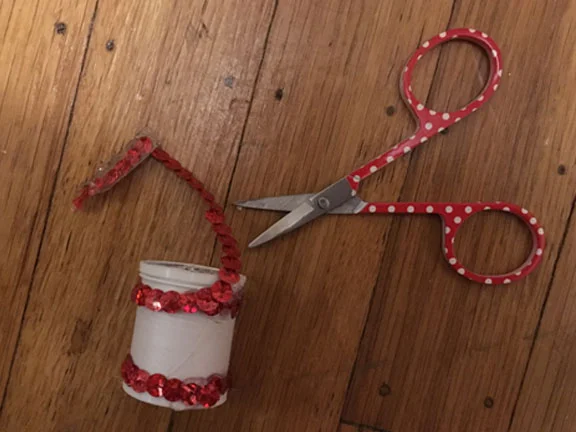 thread-dolls-cut.jpg