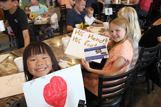 Eating Burgers for El Salvador