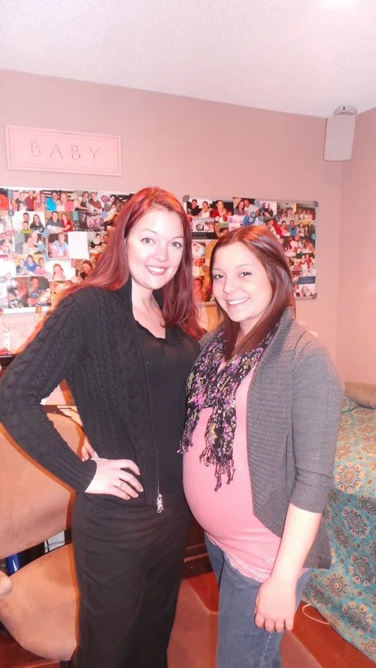 Photo op with the midwife in the final weeks!