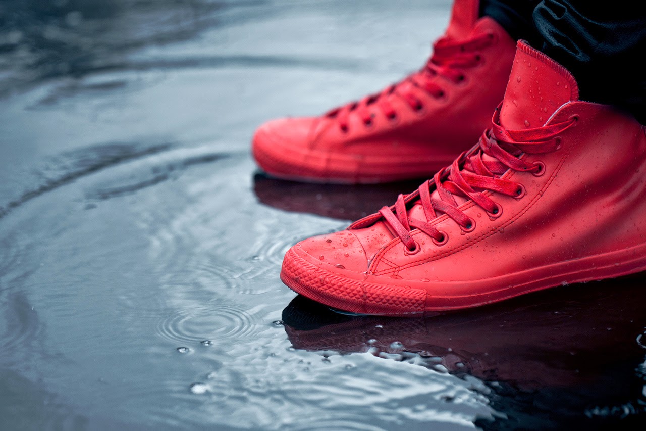 converse rubber red