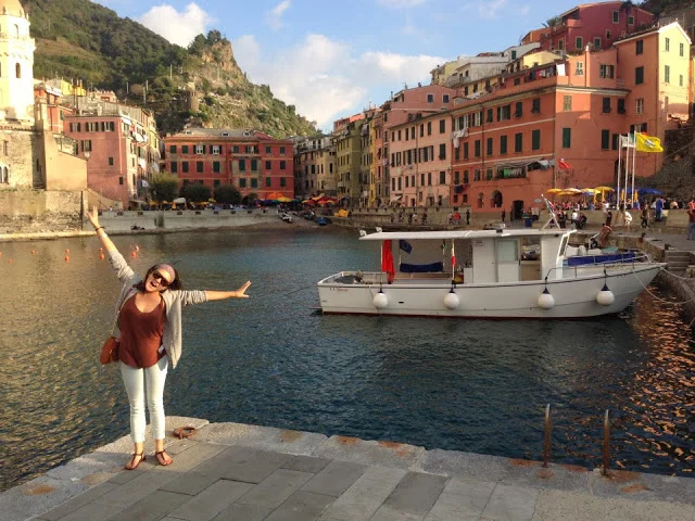 Travel Style Essentials w/Emilee Goo