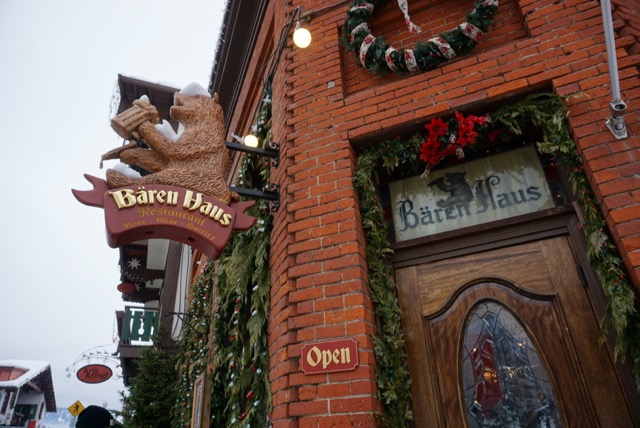 Leavenworth Baren Haus.jpg