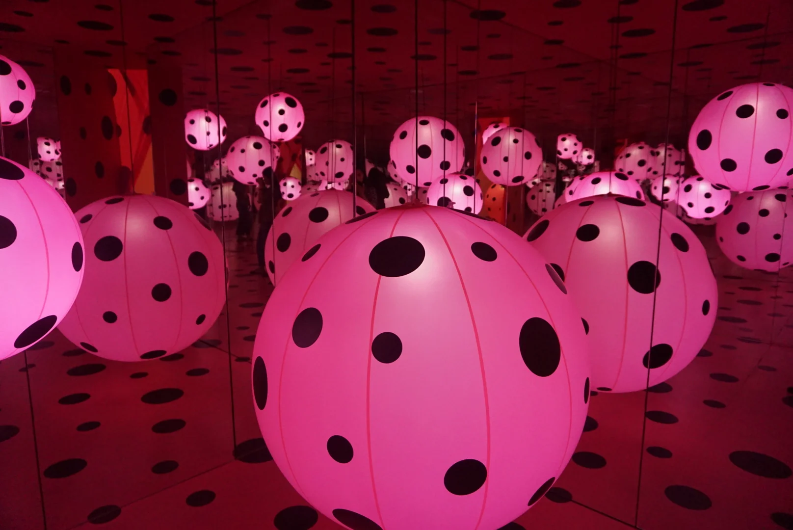 Preview! Yayoi Kusama: Infinity Mirrors at Seattle Art Museum