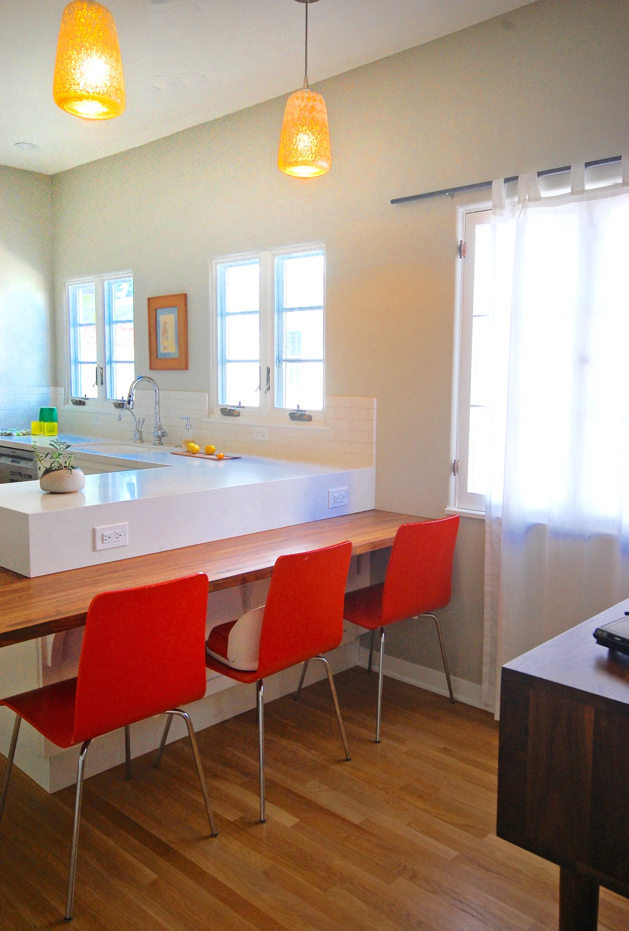 kitchen1.jpg
