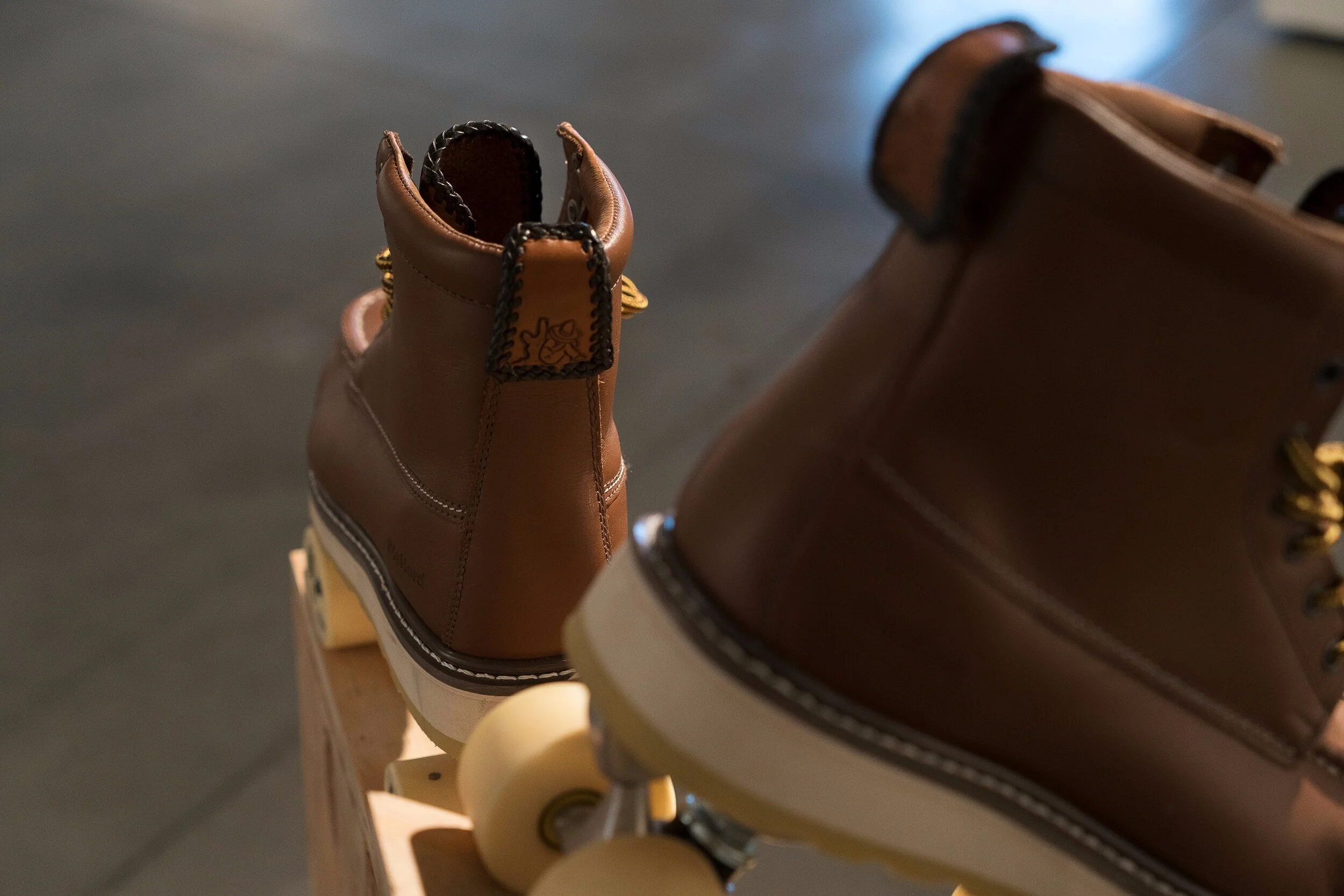 ¡Ándale! ¡Ándale! ¡Arriba! ¡Arriba! ¡Epa! ¡Epa! ¡Epa! Yeehaw! , 2018 custom steel toe Diehard skates Size 9 © Copyright 2025. All rights reserved.