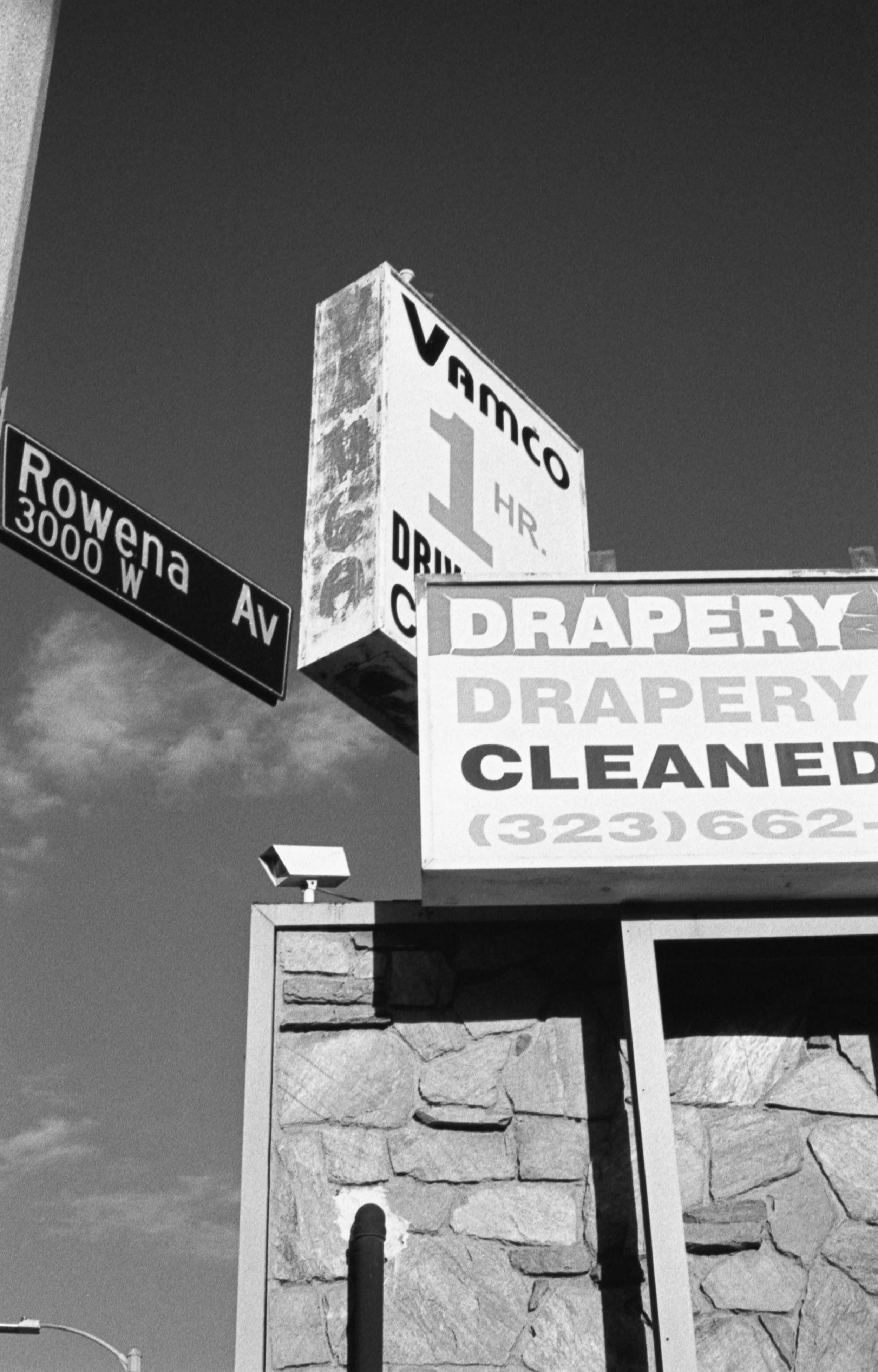 dec26-jan13-Rowena Ave, Los Angeles, CA December 2020 copy.jpg