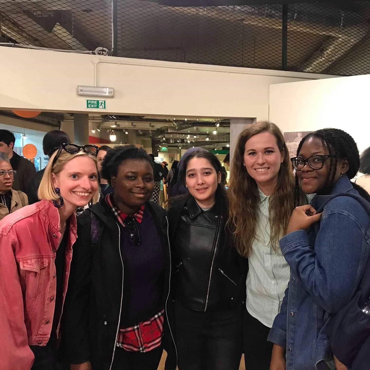 Curator for Local Audiences Alice White, PEER Notices artist Rebecca Moss with PEER Ambassadors Naile, Fatim and Amida