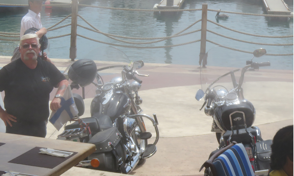 HD-Waterfront parking :)