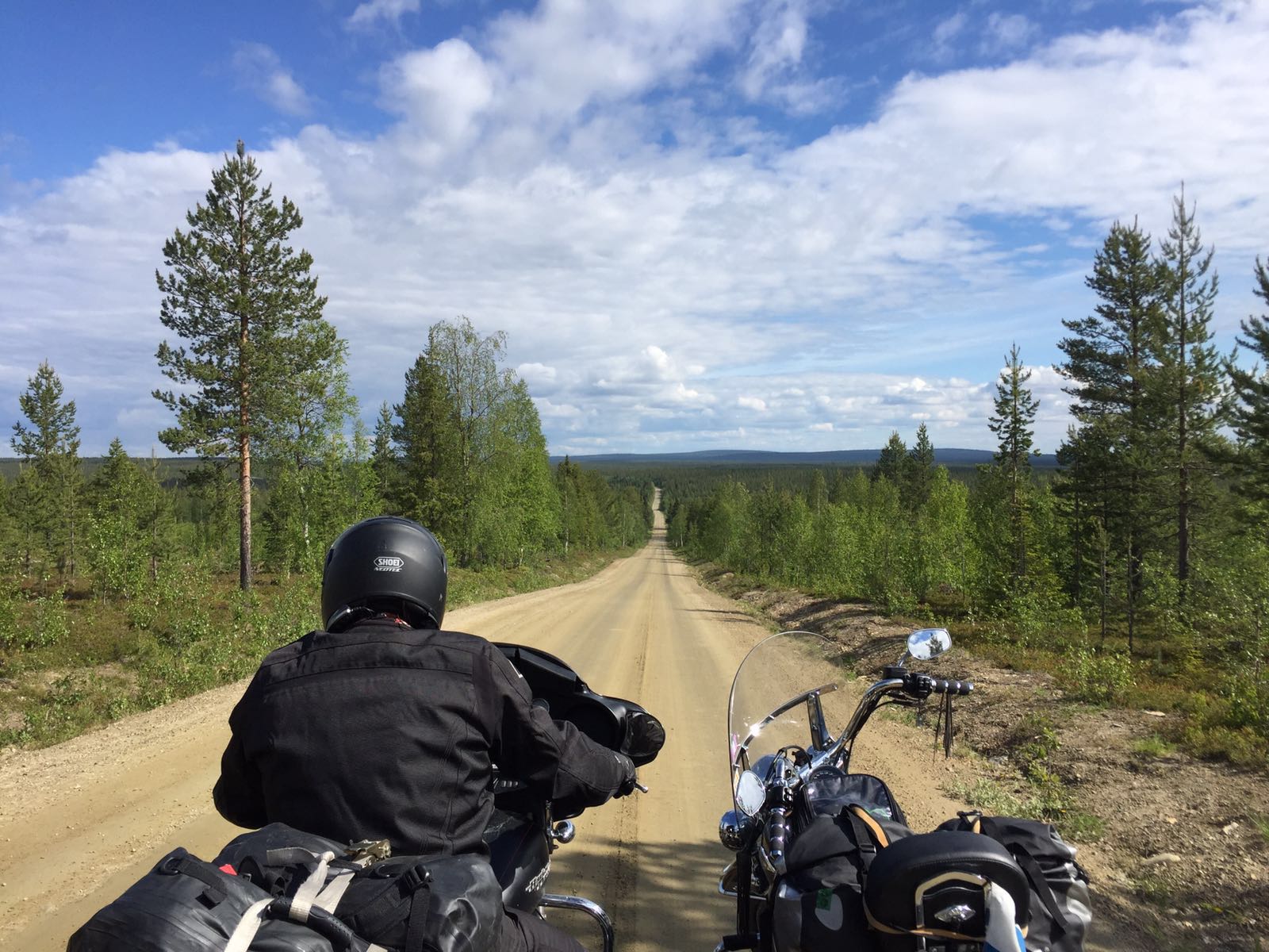 Hyvin pääsee jopa customilla!