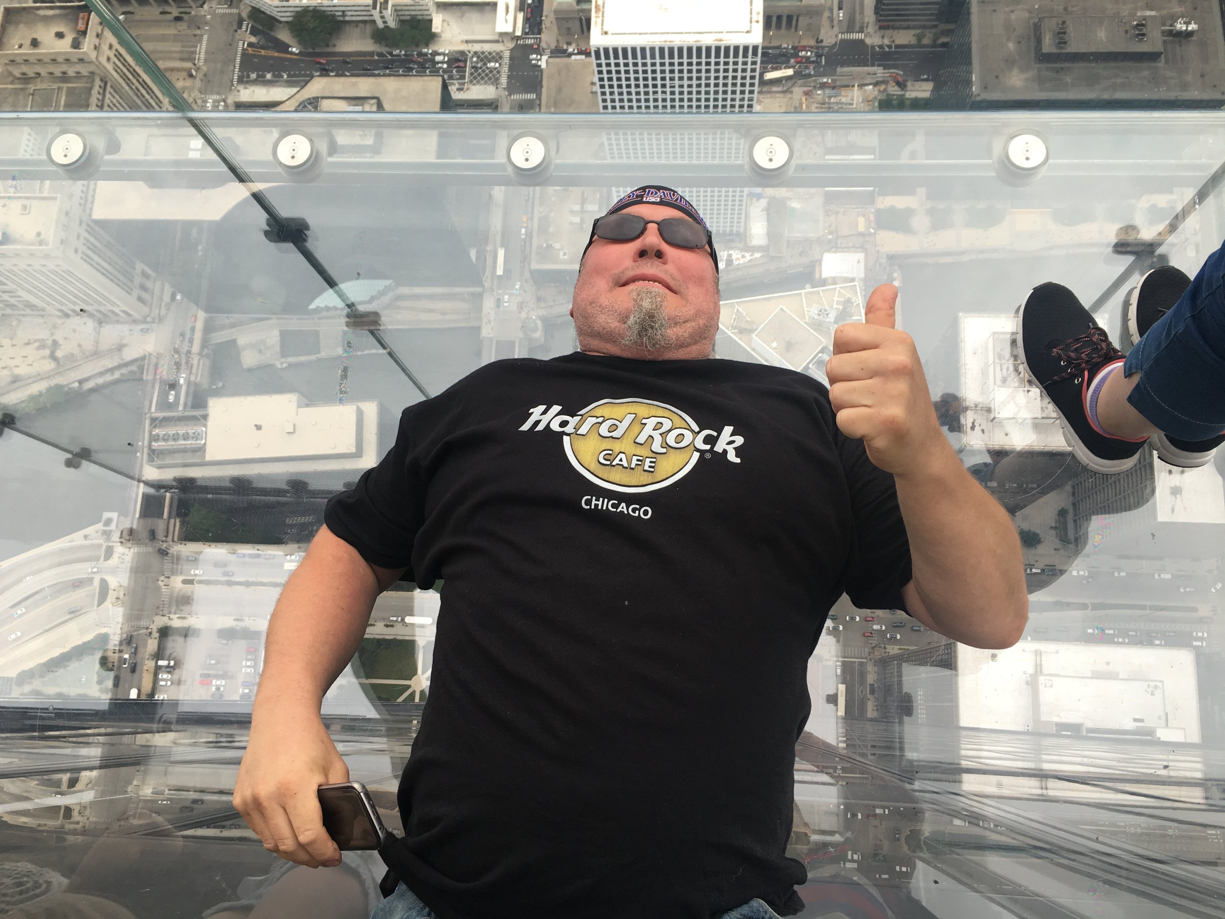 Ville lepää Chicagossa.