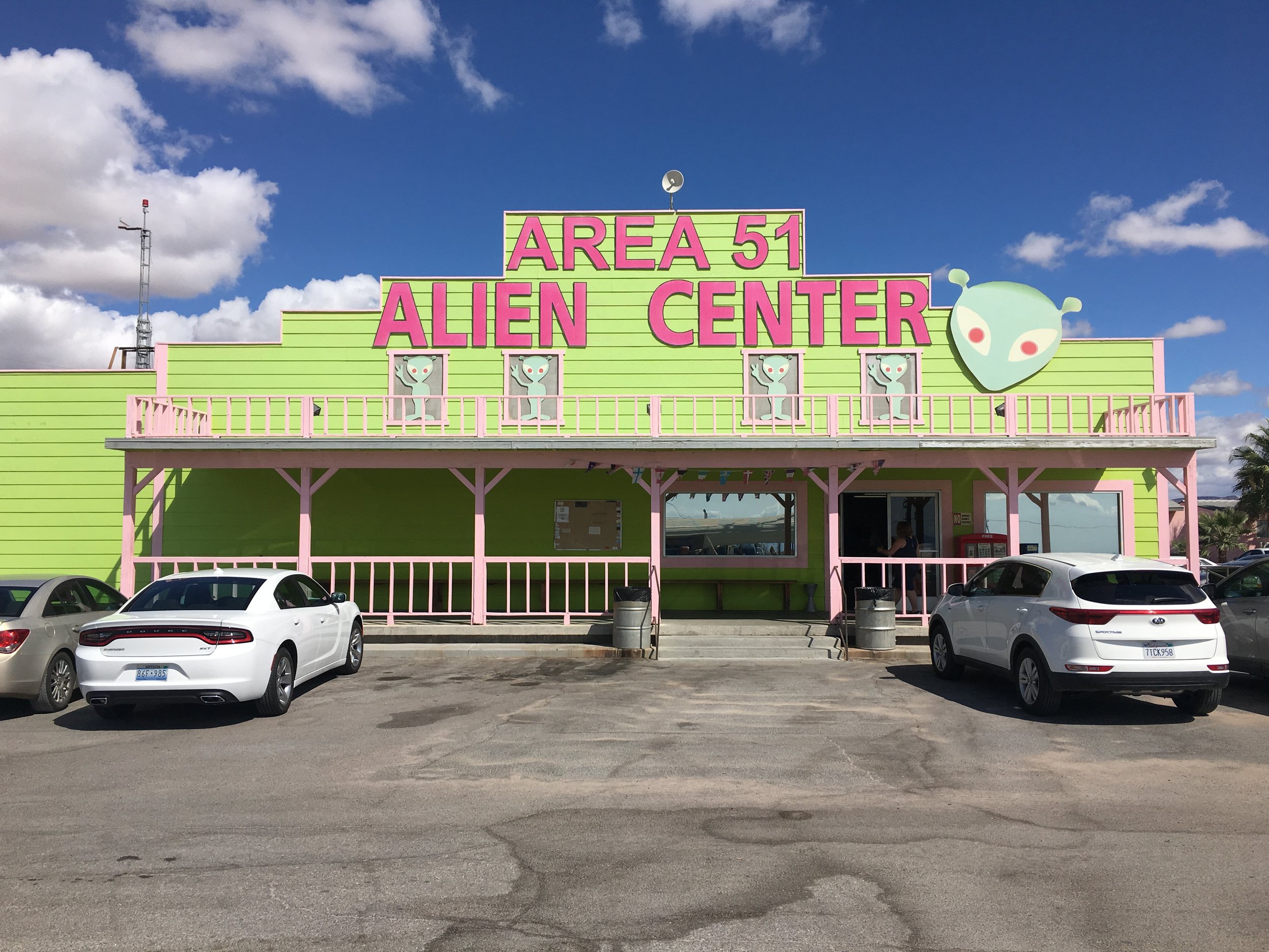 Area51 Alien Center