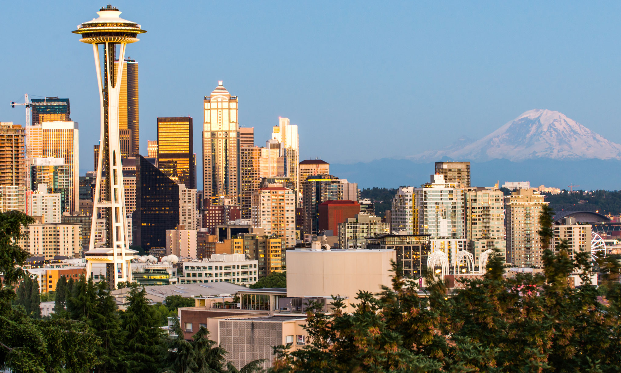Seattle & Mt Reinier