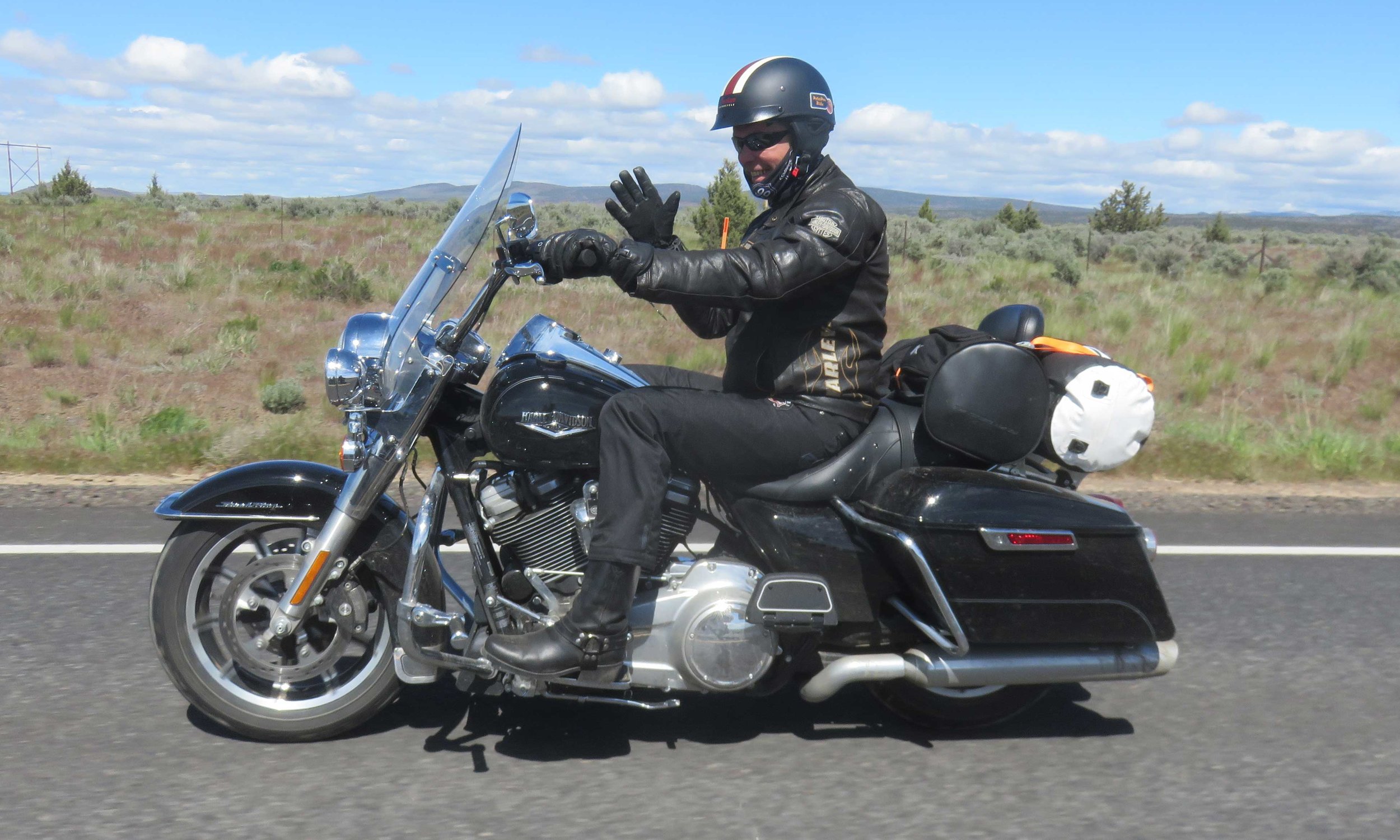 Ari & Road King