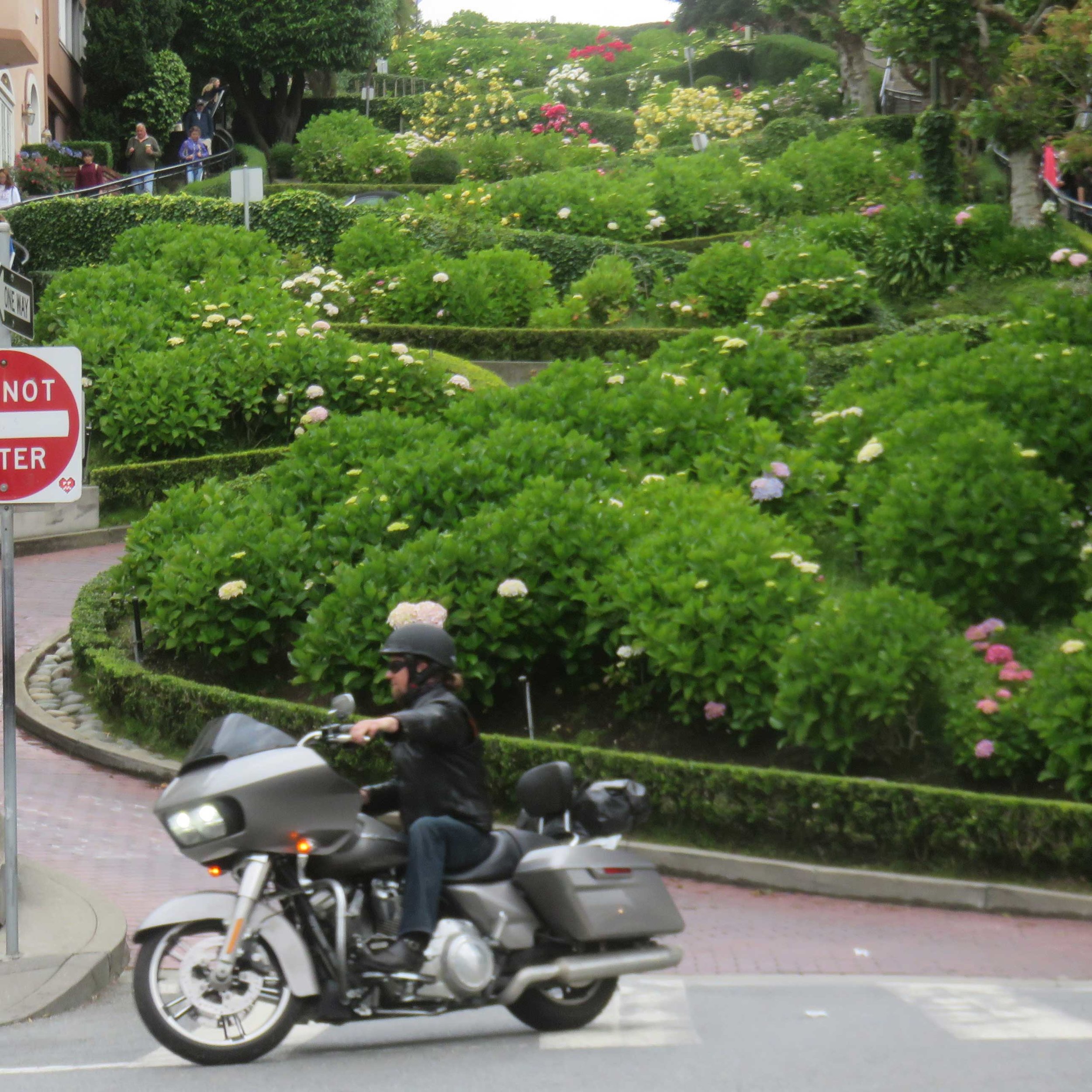 Lombard St...