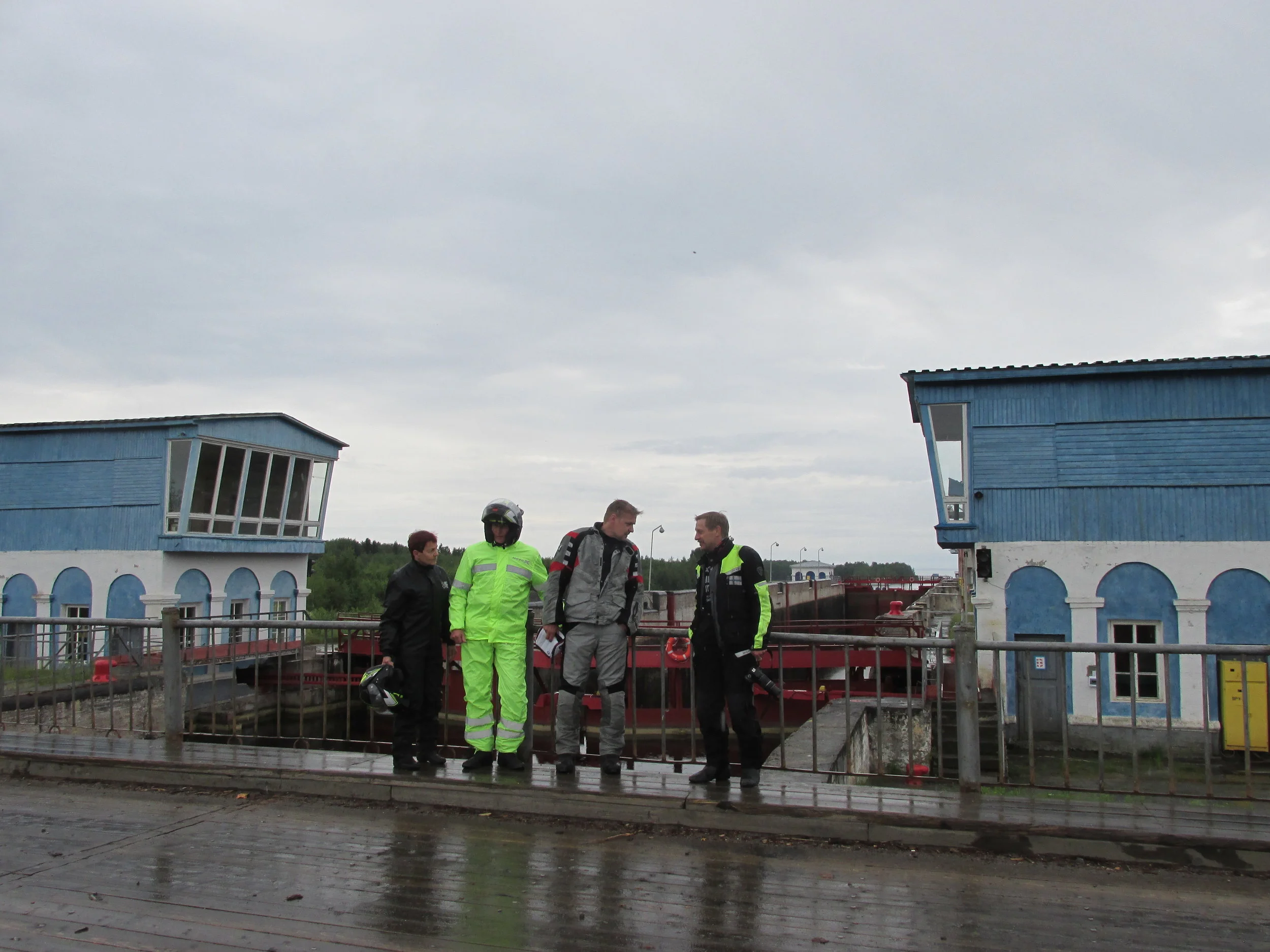 Stalinin kanavaa ihmettelemässä