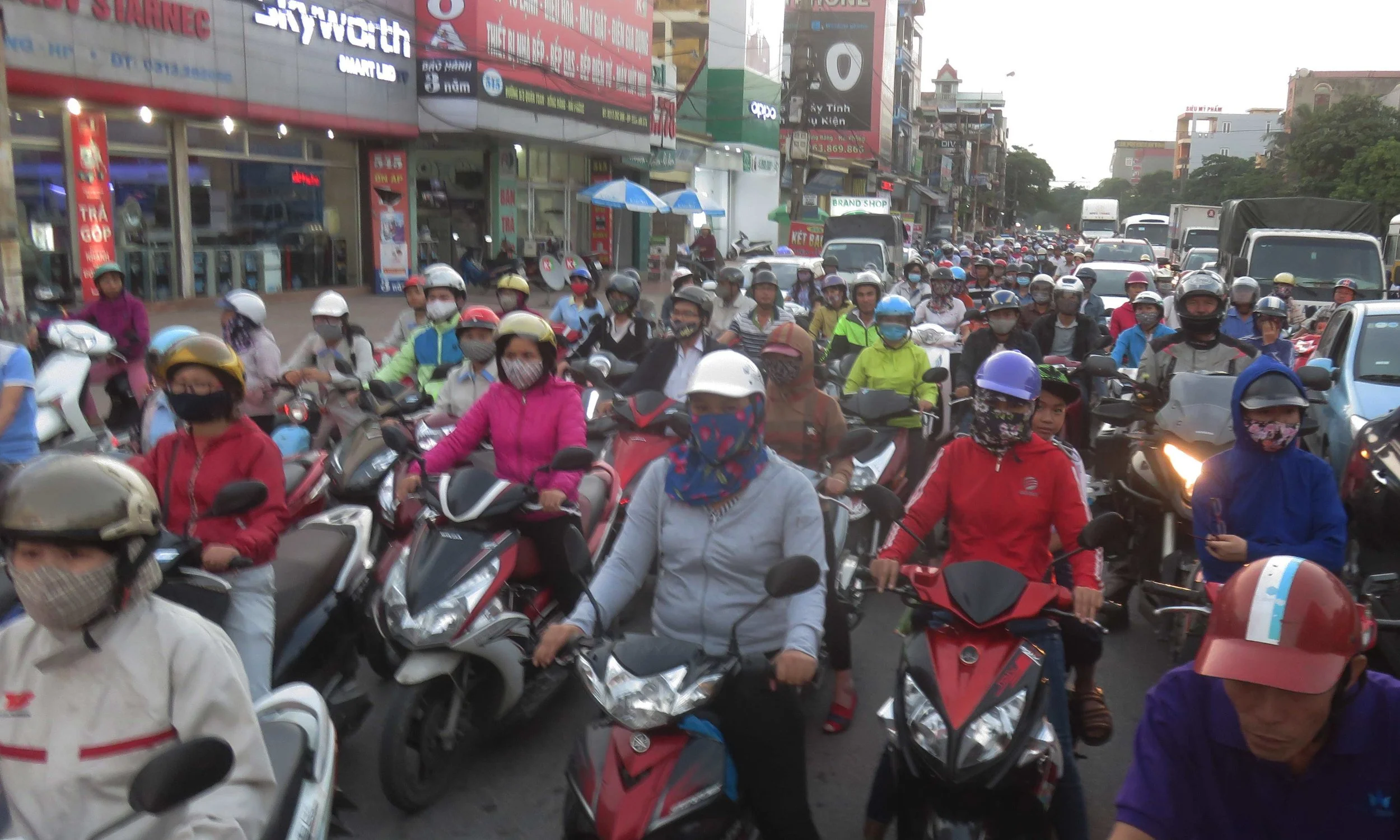 Päivä 42 | Lao Cai - Ha Long | Vietnam | 461km