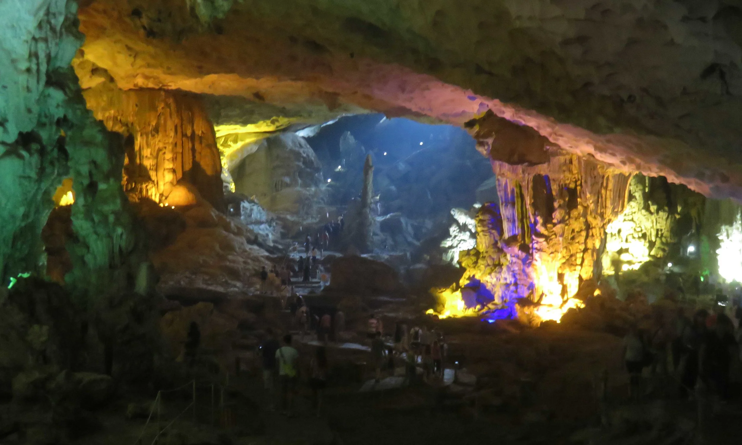 Päivä 44 | Halong Bay - Ninh Binh | Vietnam | 179km