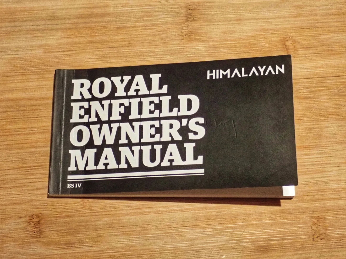 Royal Enfield Himalayan - tällä matkaan :)