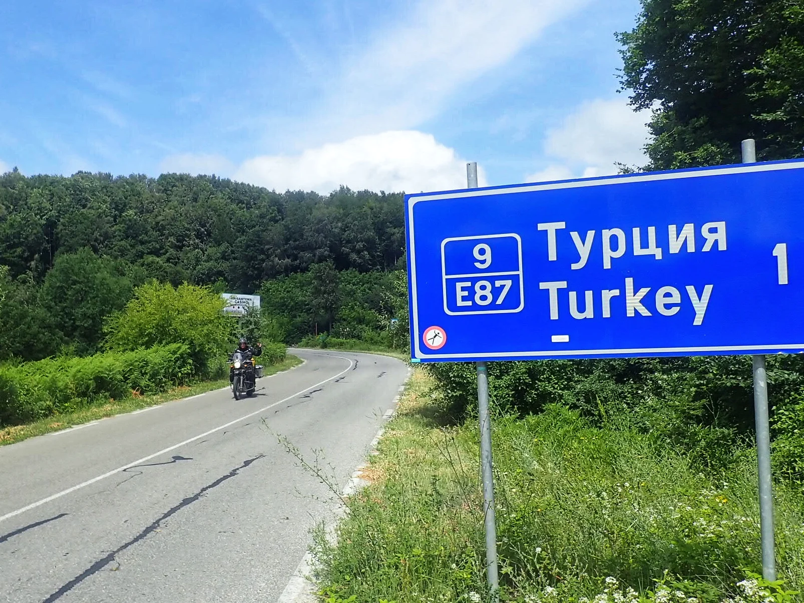 Päivät 54-56 | Istanbul, Turkki - Burgas, Bulgaria - Pitesti, Romania - TransAlpina - Alba Lulia | 1100km