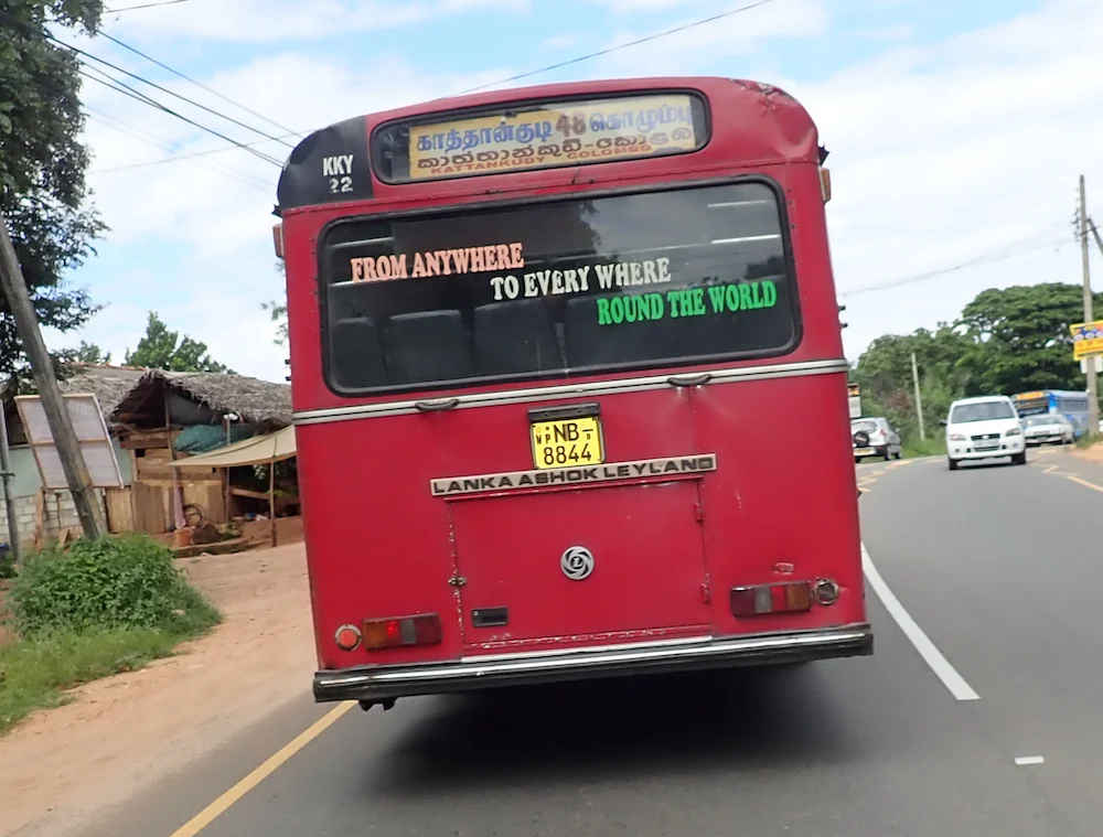 Päivä 2 - Negombo - Sigiriya