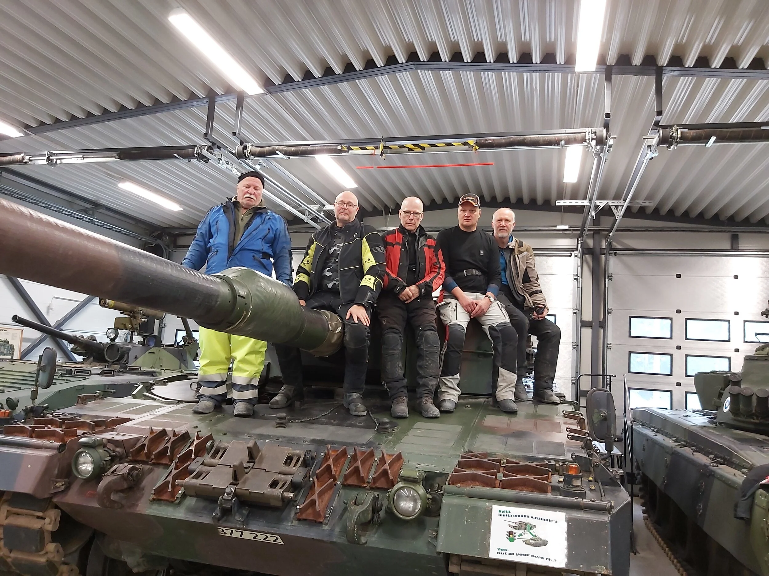 Leopardin “miehistö”