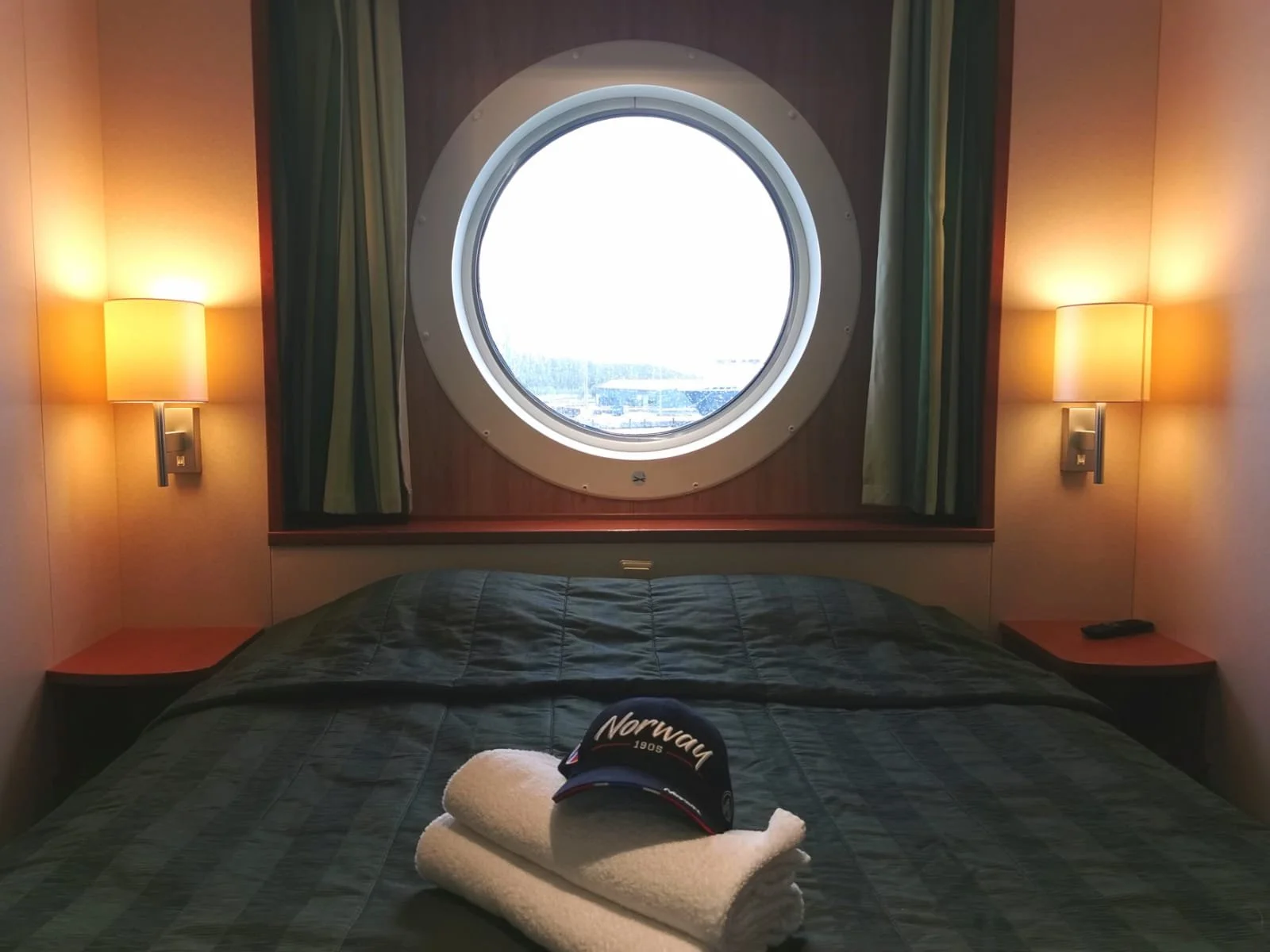 Päivä 1 Koti - Turku- Tukholma