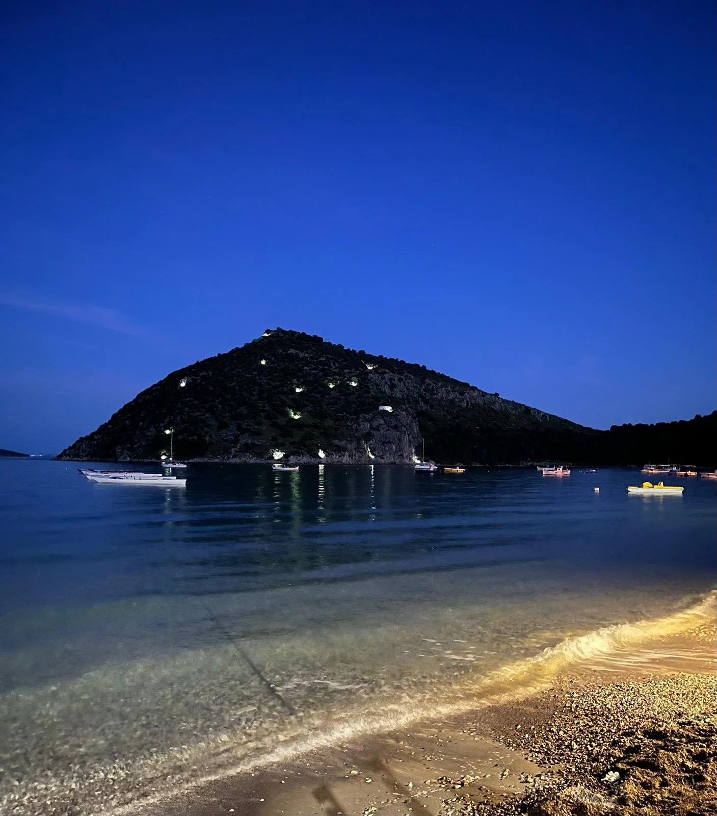 PÄIVÄ  0  | ATEENA | INFOTILAISUUS JA VUOKRAAMO | 0km 