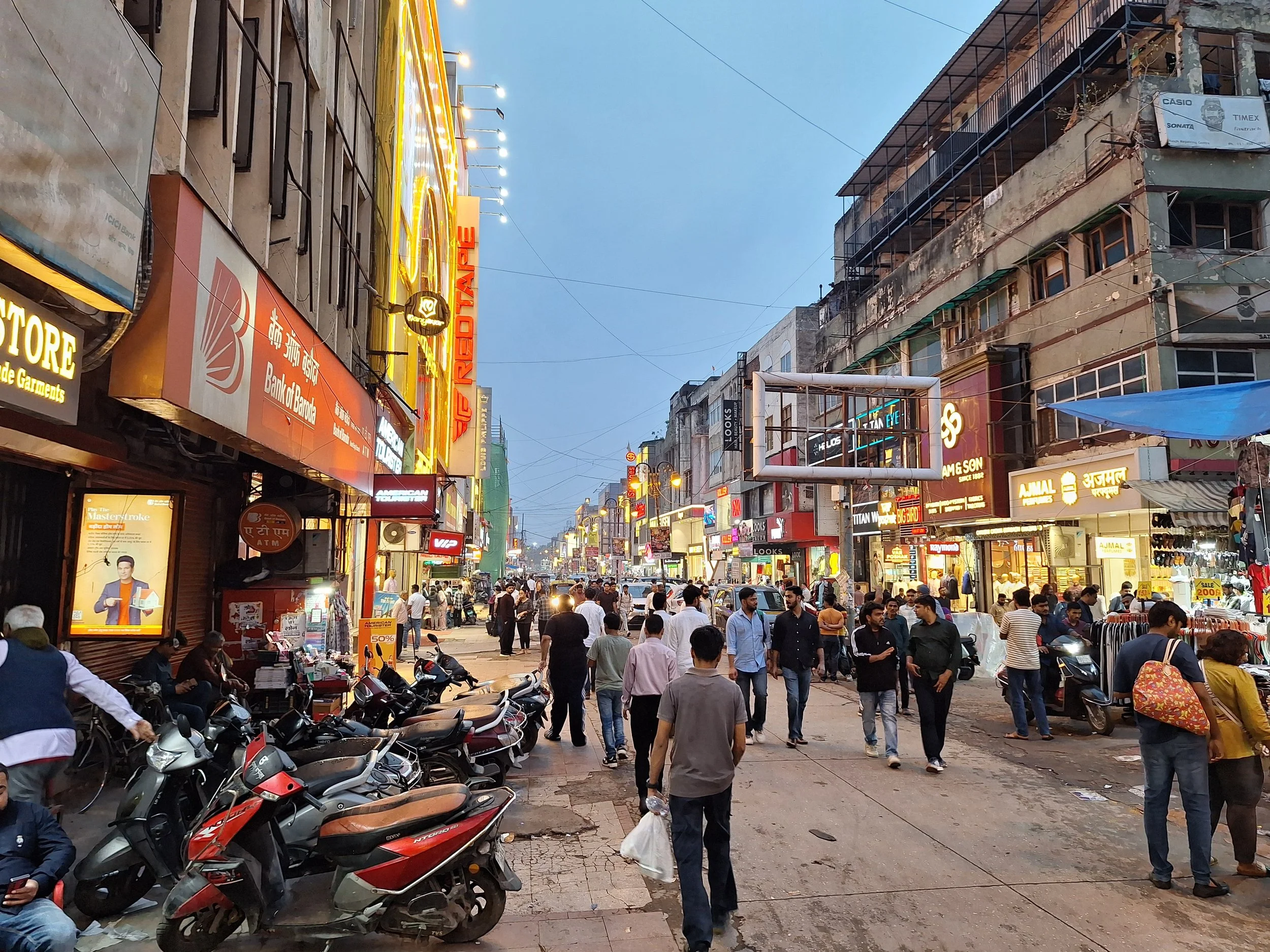 Päivä 1 - Delhi - 0 km