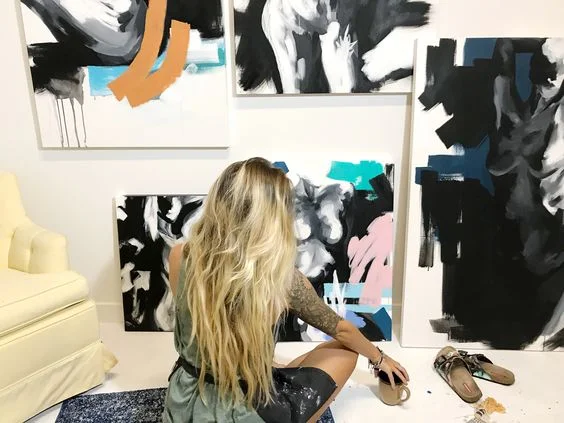 Fellow Redux artist, Samantha Reuter , hard at work