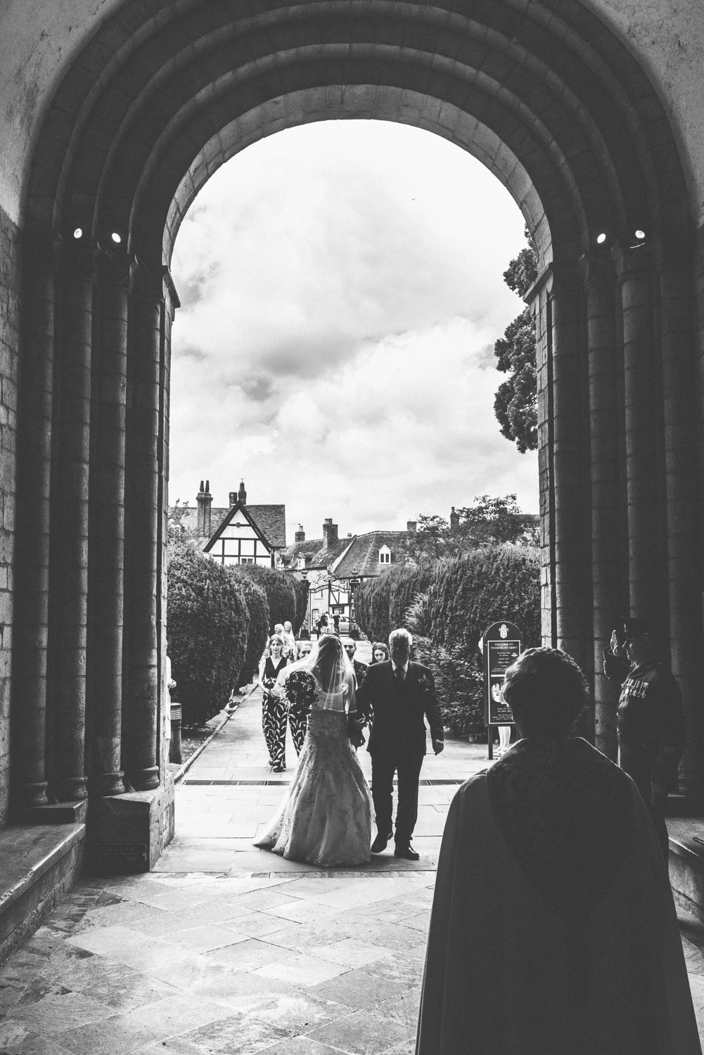 tewkesbury-abbey-military-wedding-21.jpg