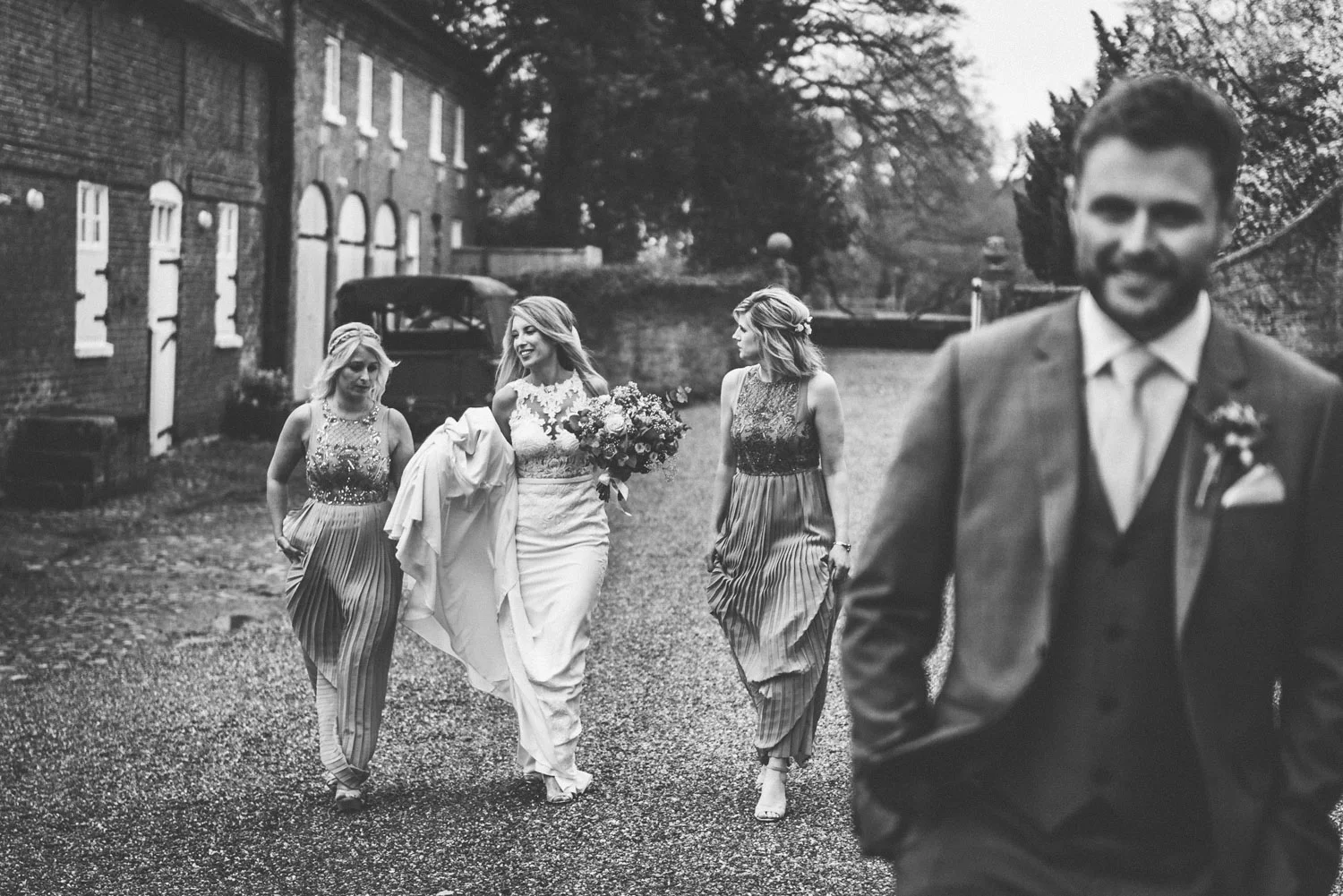 reportage-wedding-photo-iscoyd-park.jpg