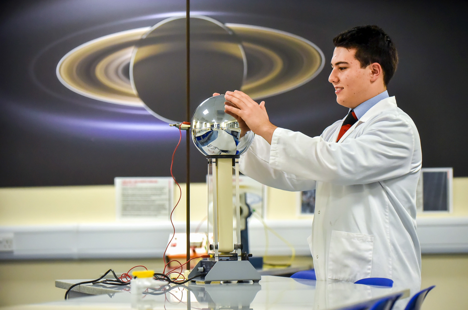 school-photography-science-cheltenham.jpg
