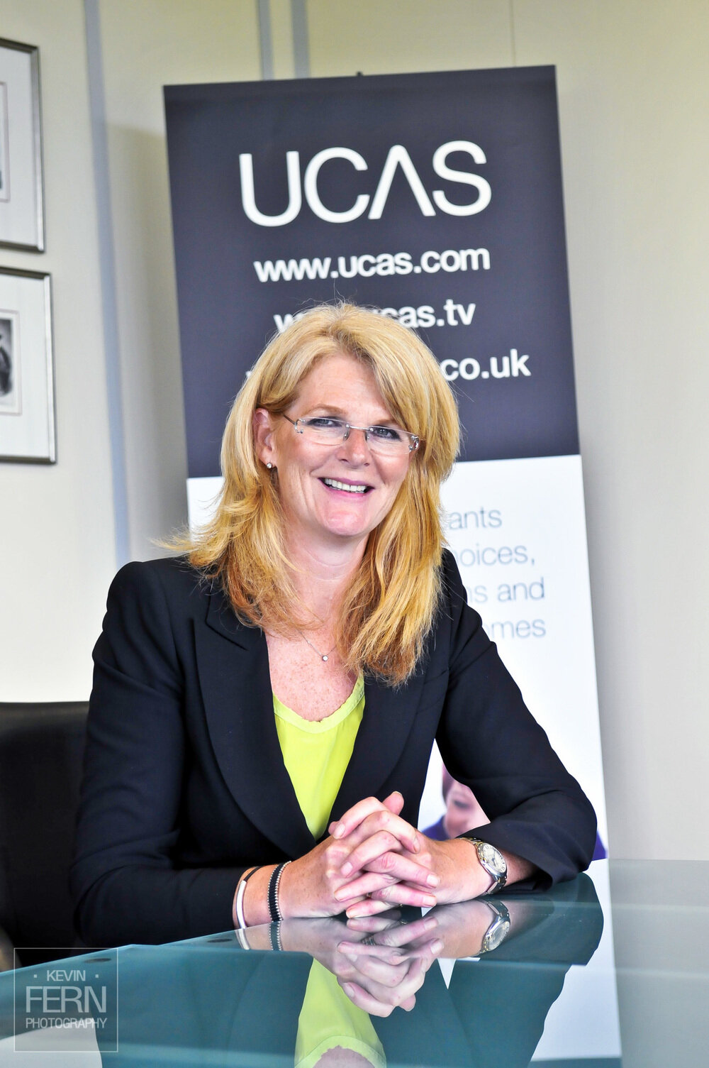 business-portrait-cheltenham-marycurnock.web.jpg