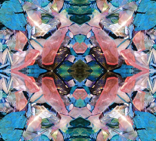 <span><h2>OUR CREATIVE MINDS.</h2><h3>— view —</h3></span>