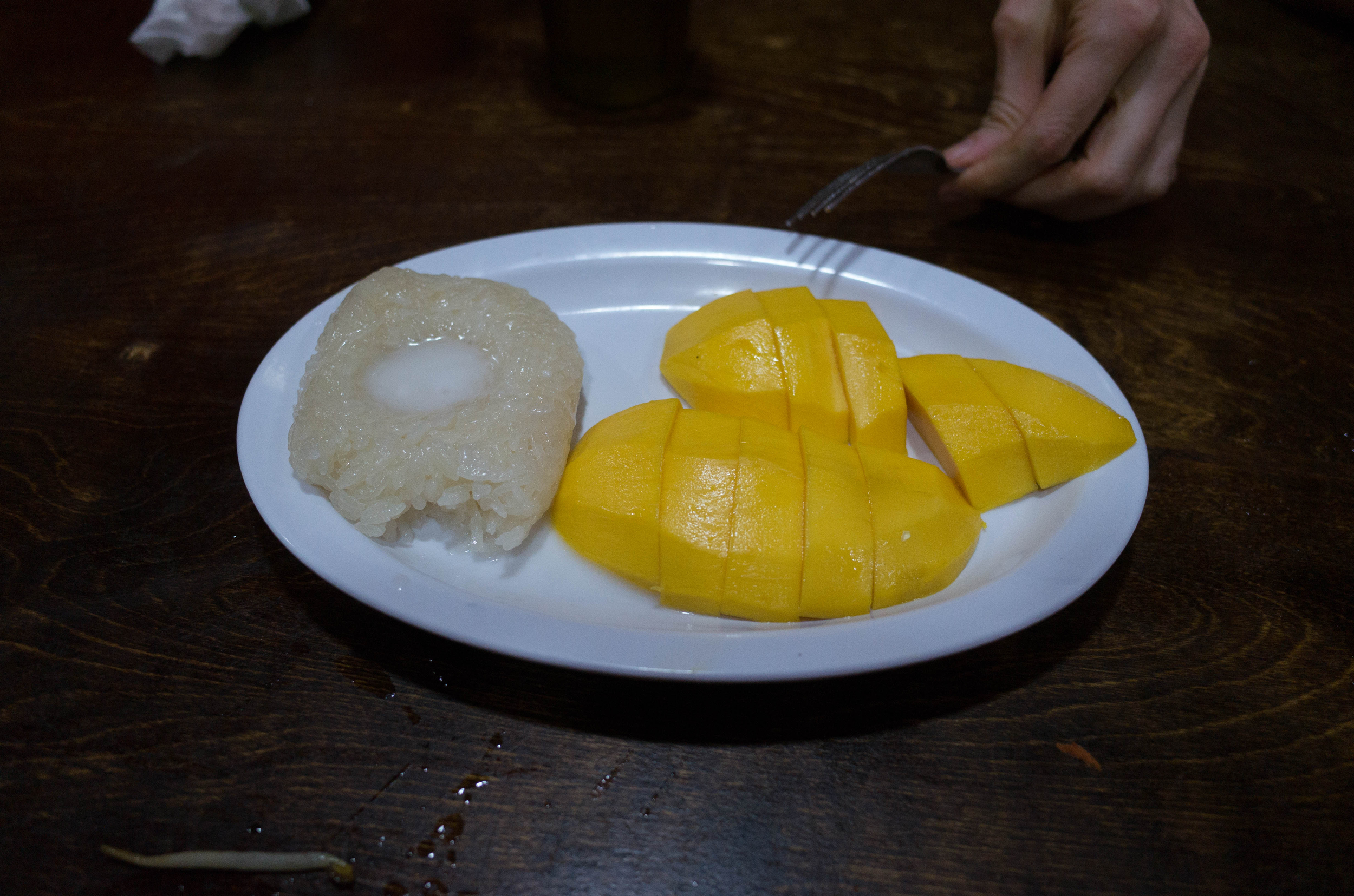  Mango and sticky rice, the tried and true Thai dessert staple 