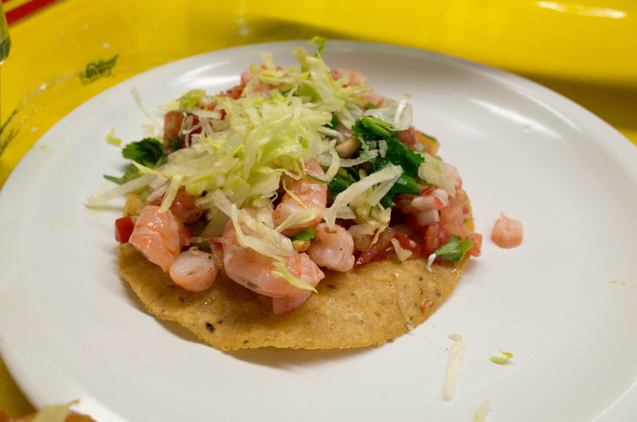  For busy-ness contrast, here's another part of the market where tostadas were not for sale. 