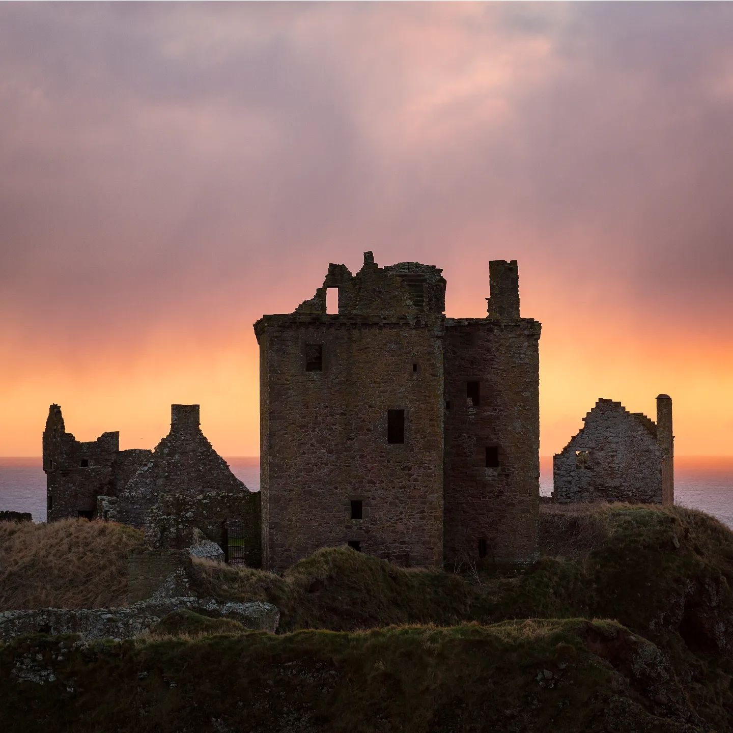 A suitably dramatic location and a beautiful sunrise for the iconic Dunnottar Castle. If you are visiting and the weather looks favourable then I strongly recommend watching the  sun rise with Dunnottar as your backdrop. 

Have you watched the sun ri